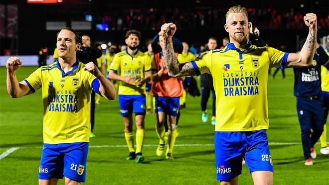 进行交流学 进行交流学