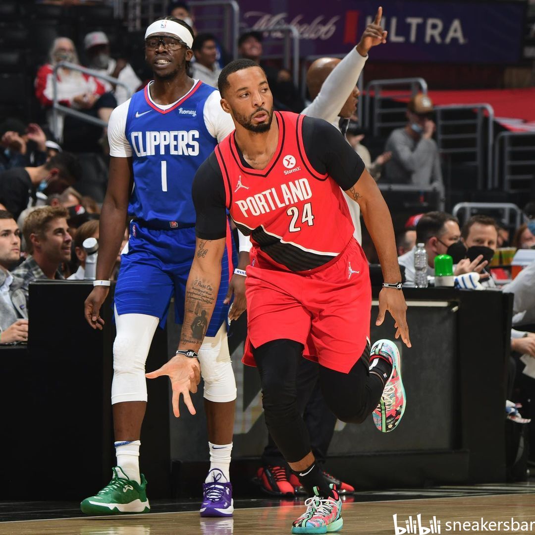 她们不仅证 她们不仅证